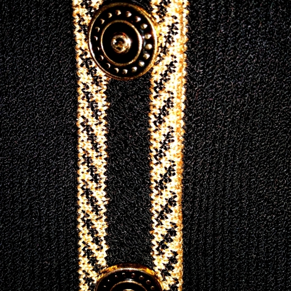 ST JOHN COLLECTIONS SZ 6 SANTANA KNIT BLACK & METALLIC TAN LOGO BUTTONS JACKET - Picture 8 of 13